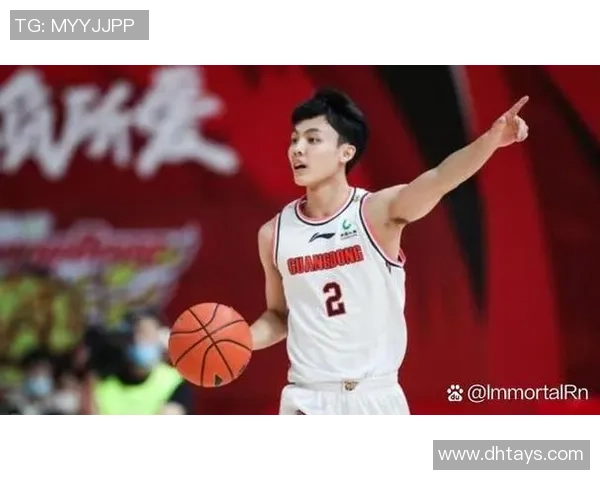 2020年CBA季后赛广东队与深圳队激战回顾与精彩瞬间分析